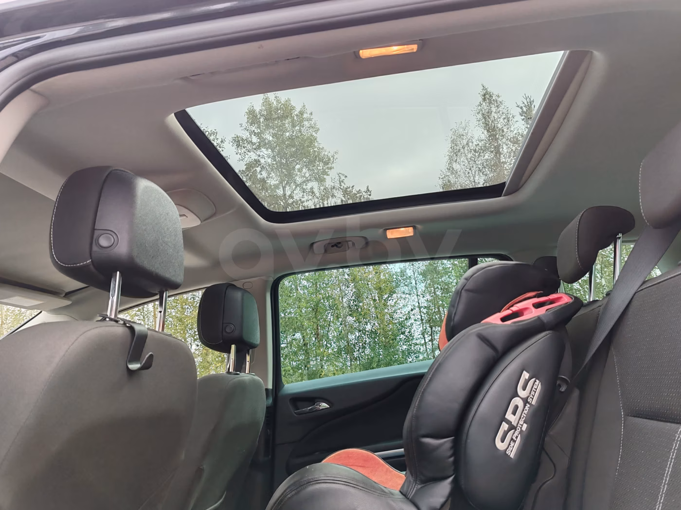 Opel Zafira фото 5