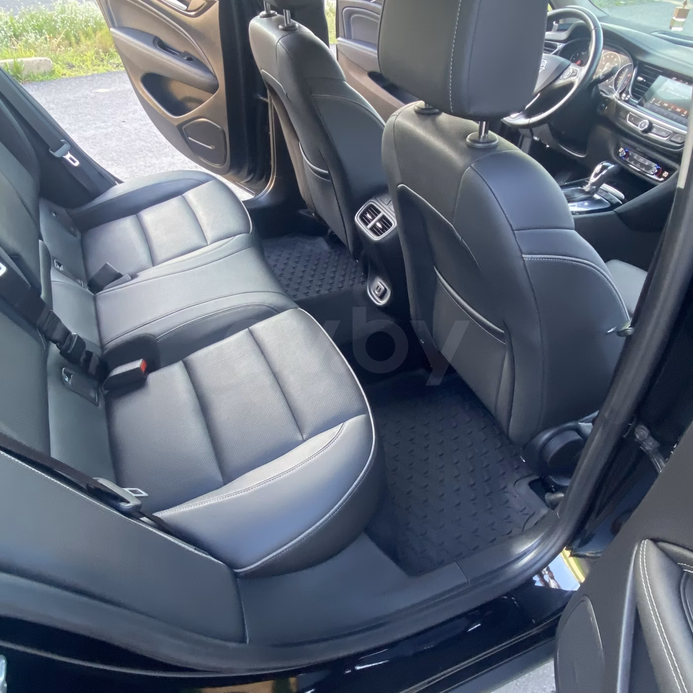 Opel Insignia фото 11