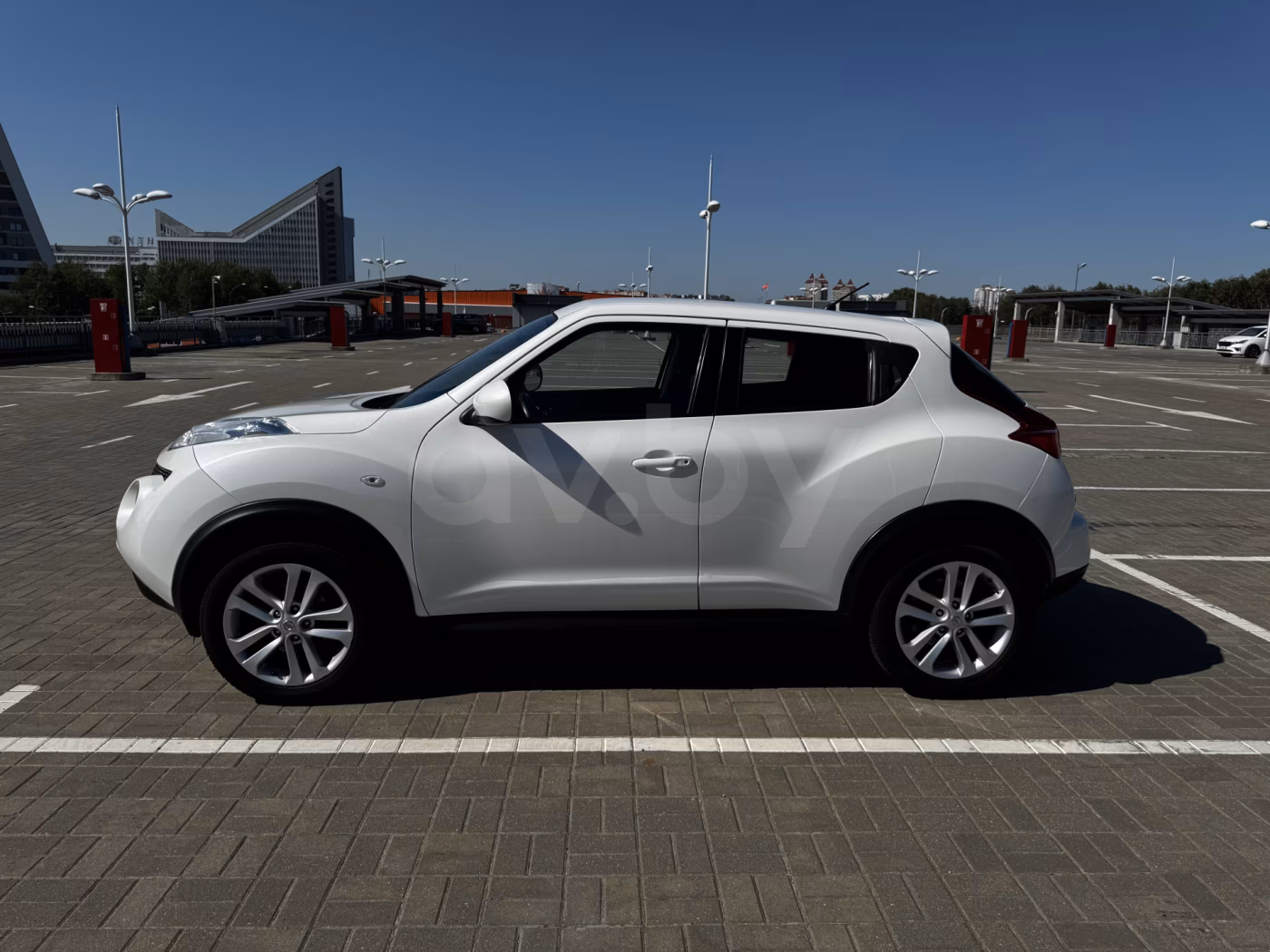 Nissan Juke фото 4