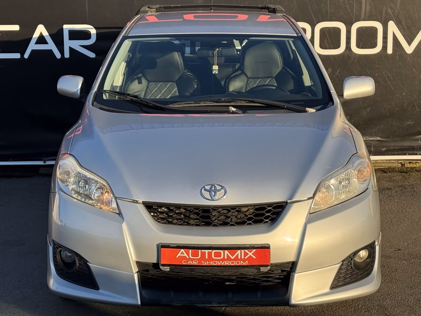 Toyota Matrix фото 2