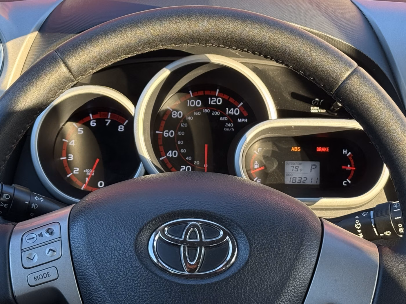 Toyota Matrix фото 13