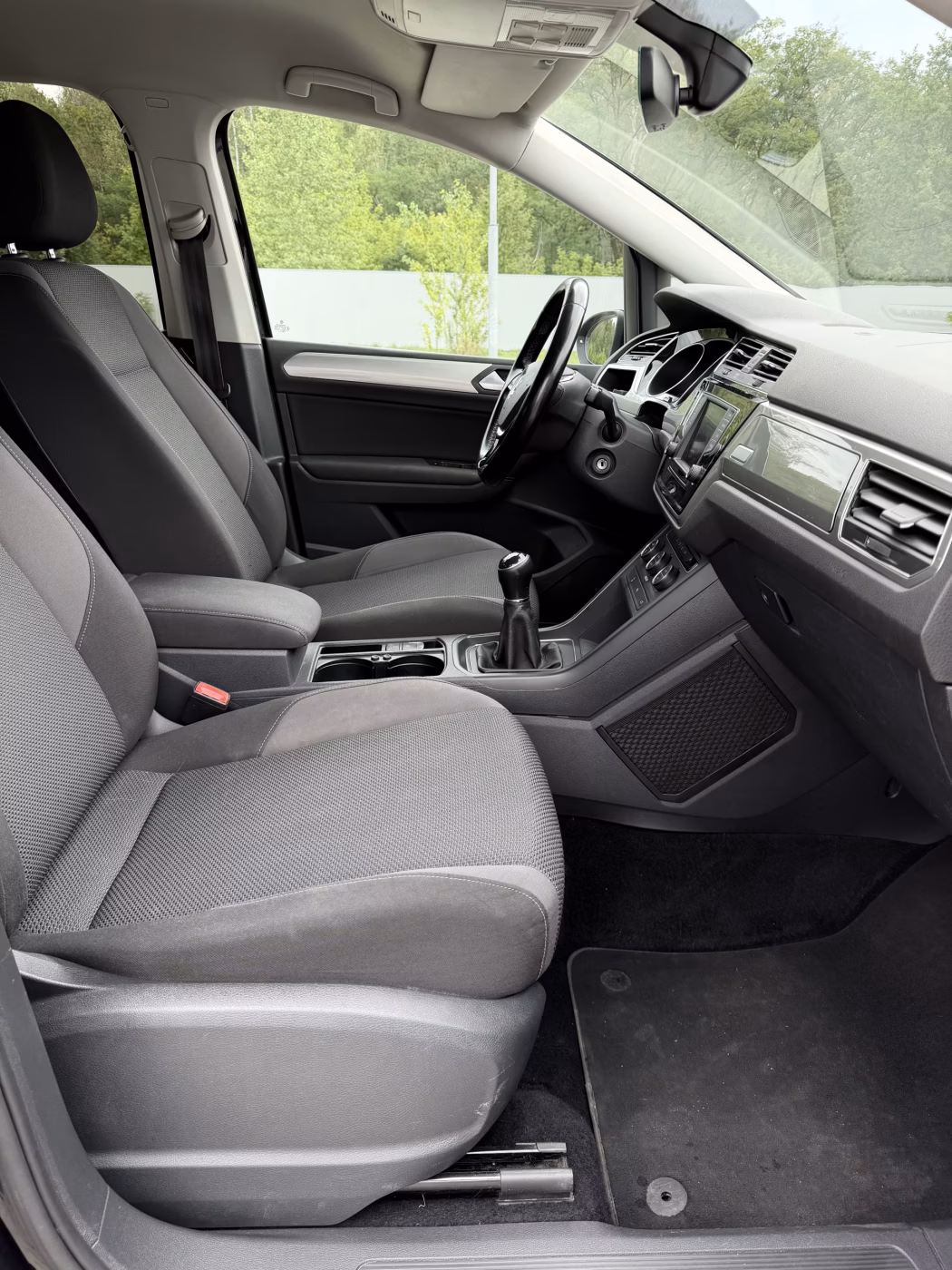 Volkswagen Touran фото 11