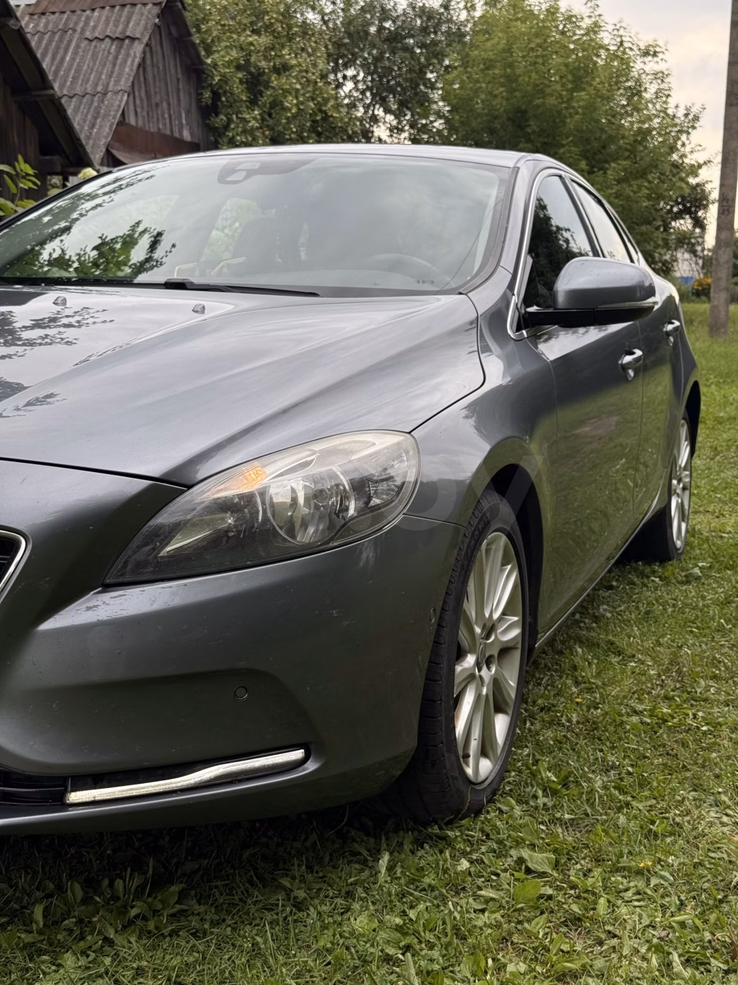 Volvo V40 фото 2