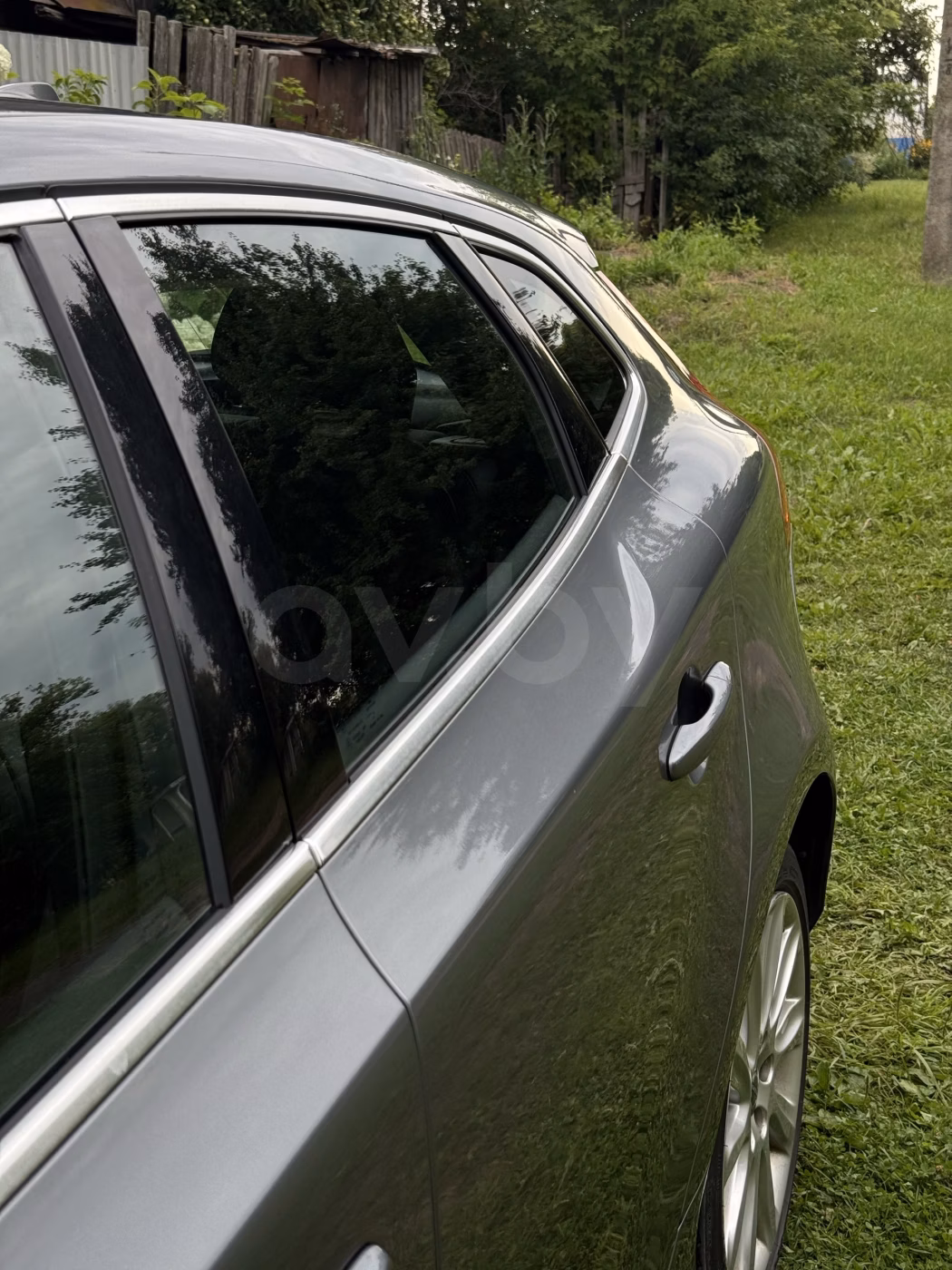 Volvo V40 фото 8