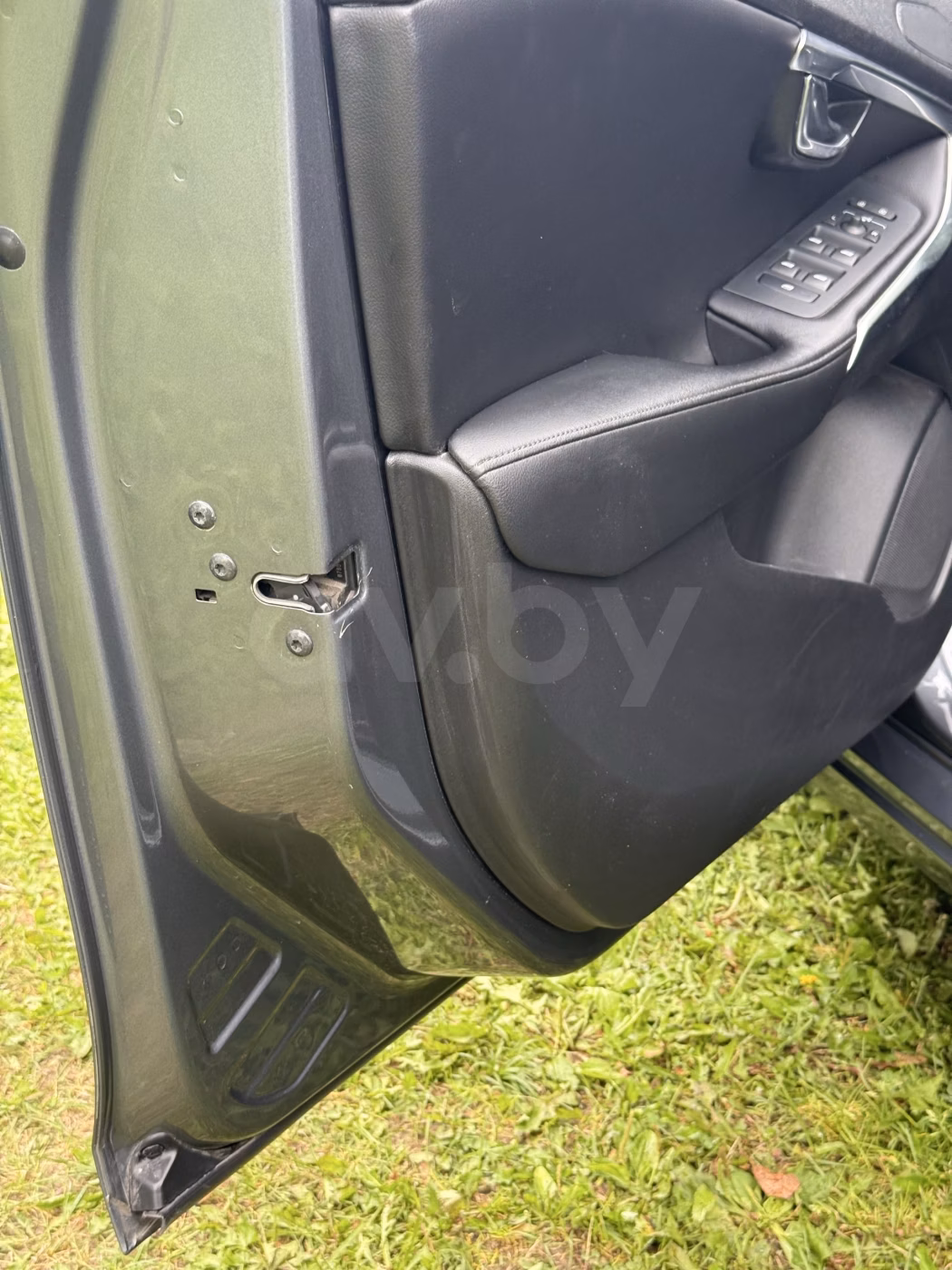Volvo V40 фото 9