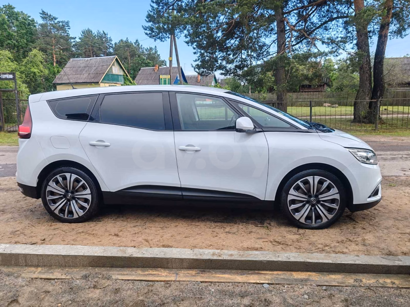 Renault Grand Scenic фото 2