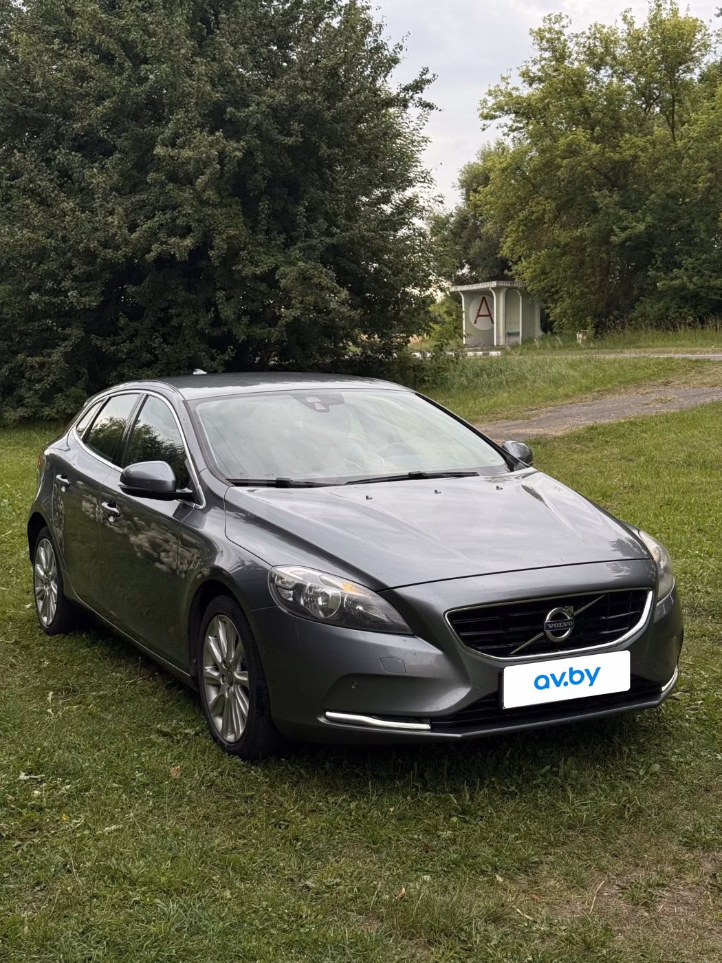 Volvo V40 фото 14