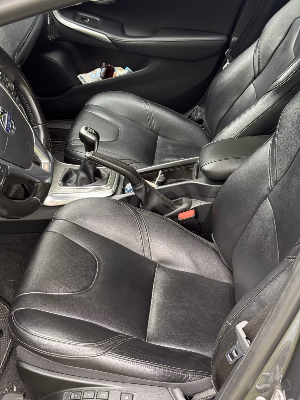Volvo V40 фото 18