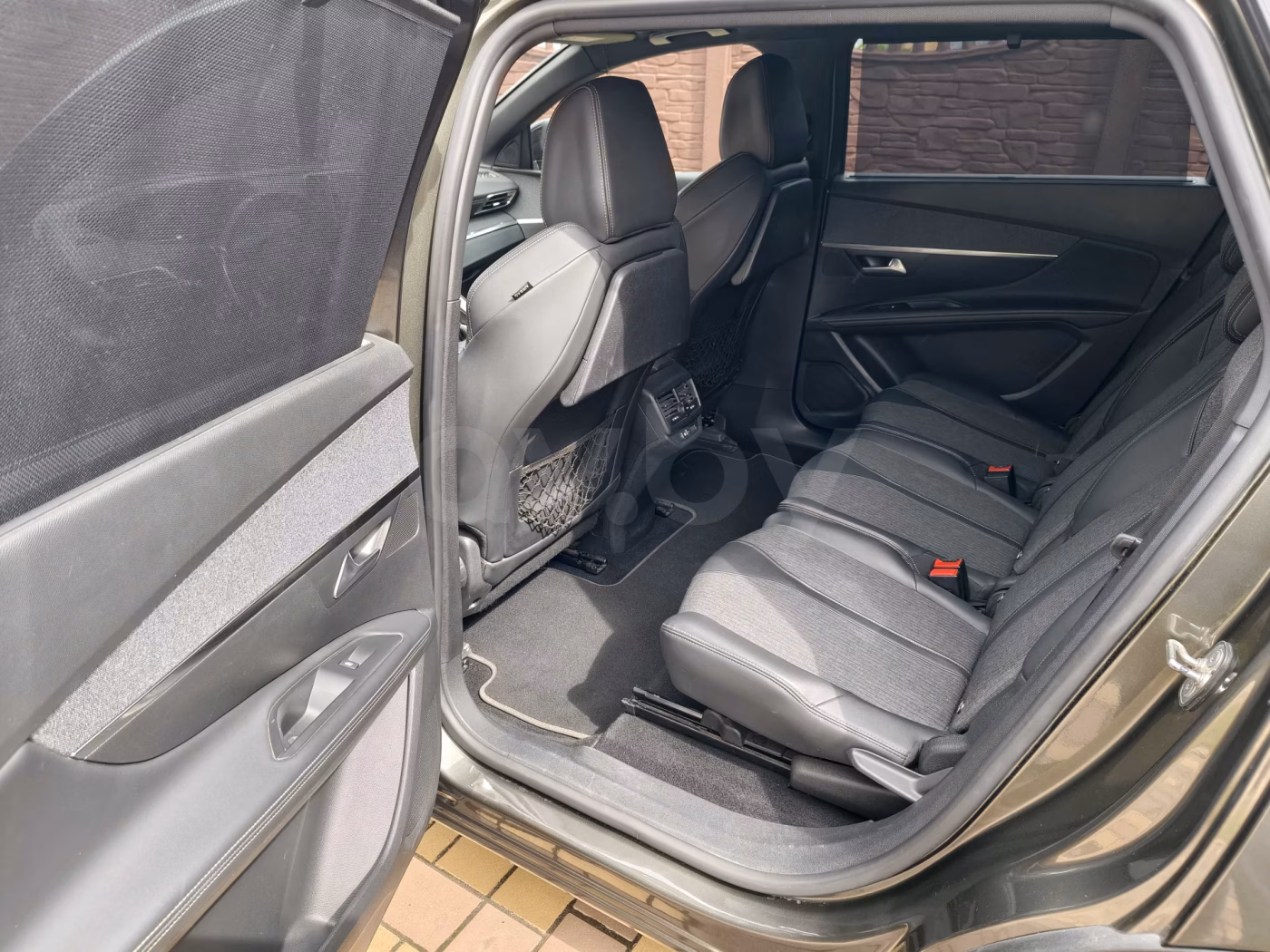 Peugeot 5008 фото 8