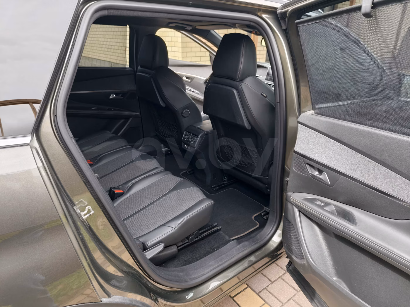 Peugeot 5008 фото 7