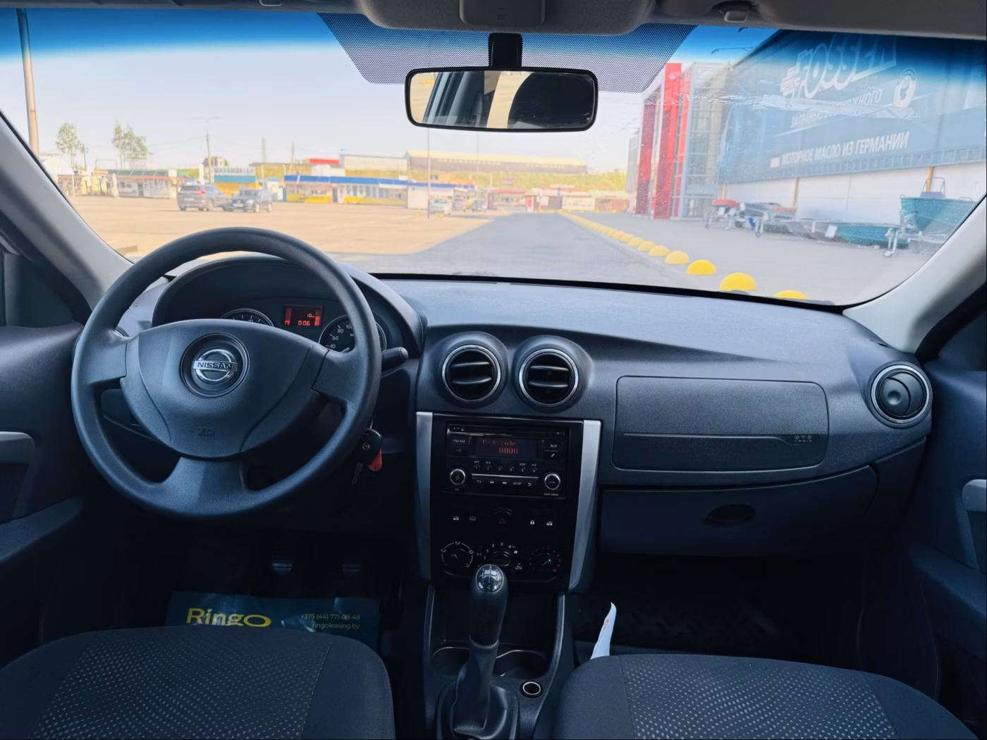 Nissan Almera фото 7