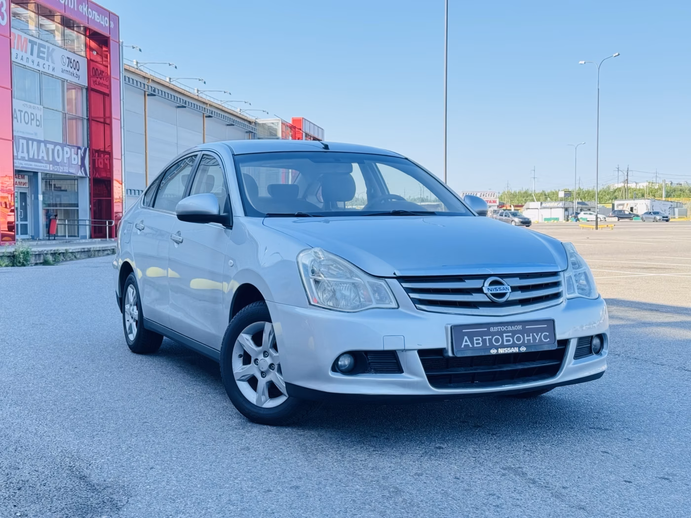 Nissan Almera