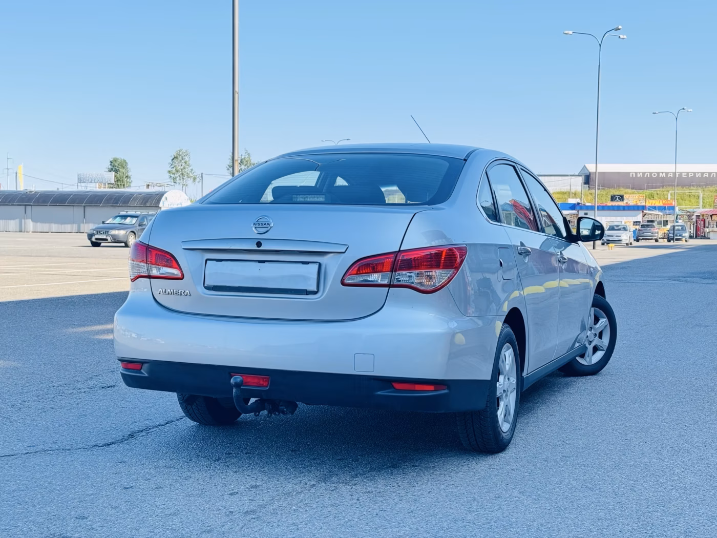 Nissan Almera фото 4