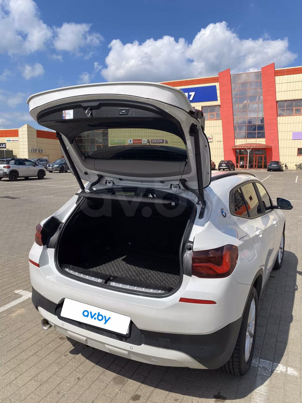 BMW X2 фото 6