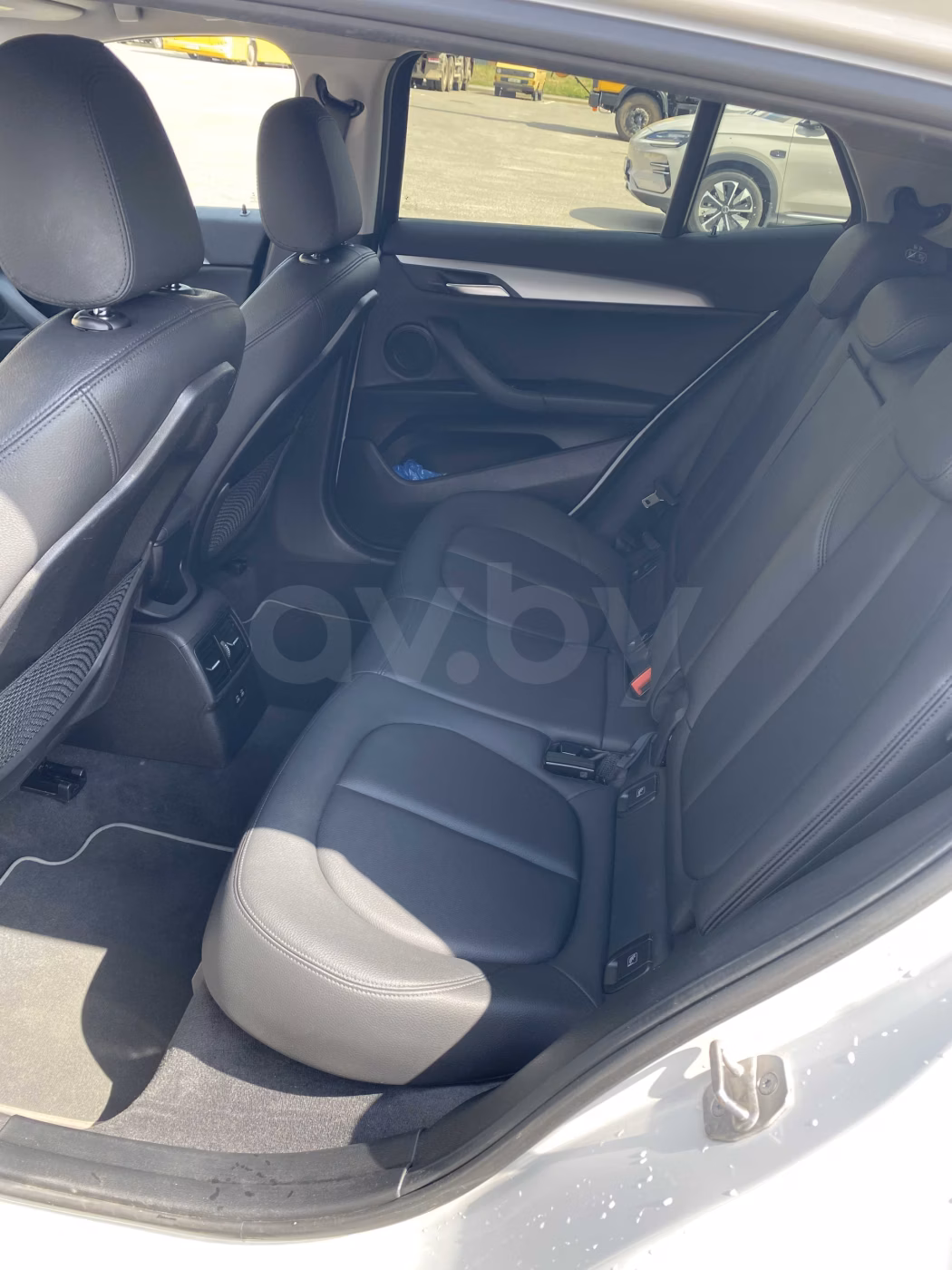BMW X2 фото 10