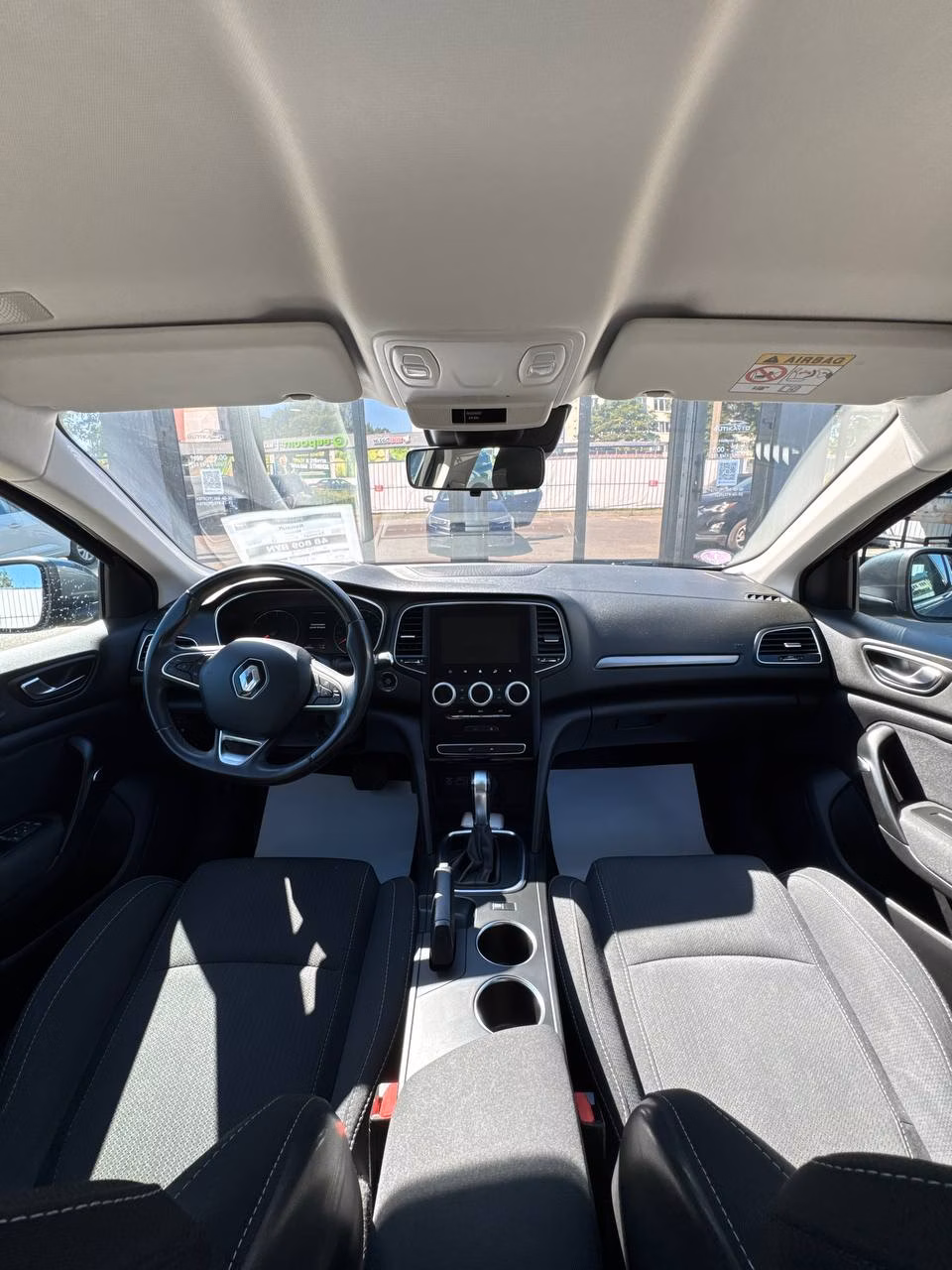 Renault Megane фото 13