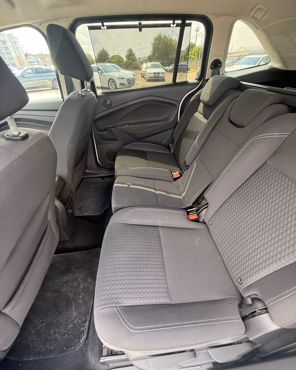 Ford Grand C-Max фото 11