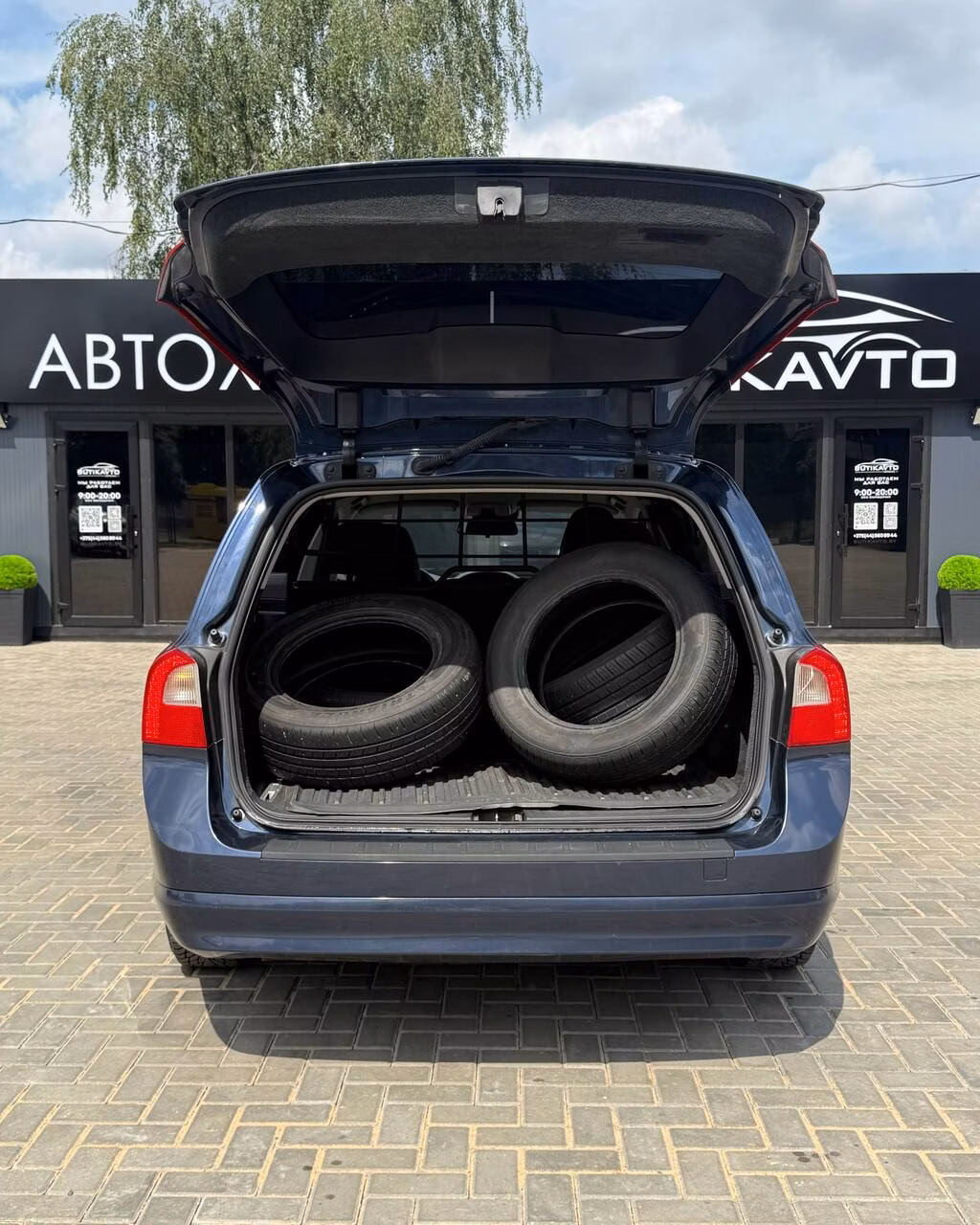 Volvo V70 фото 15