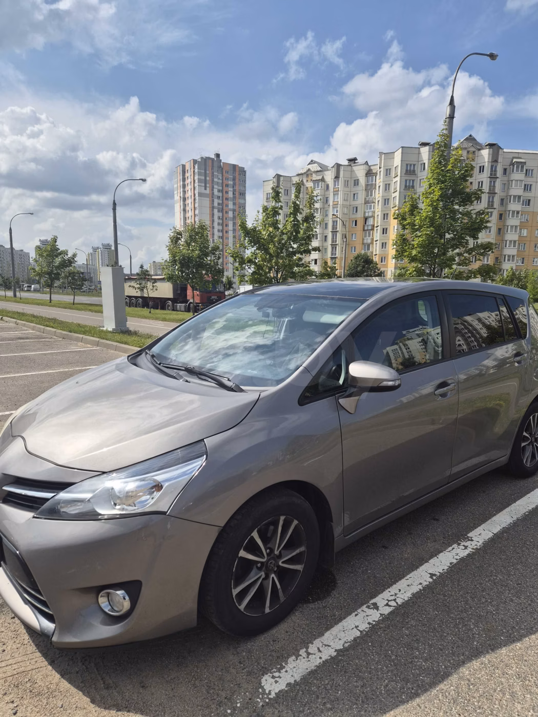 Toyota Verso фото 3