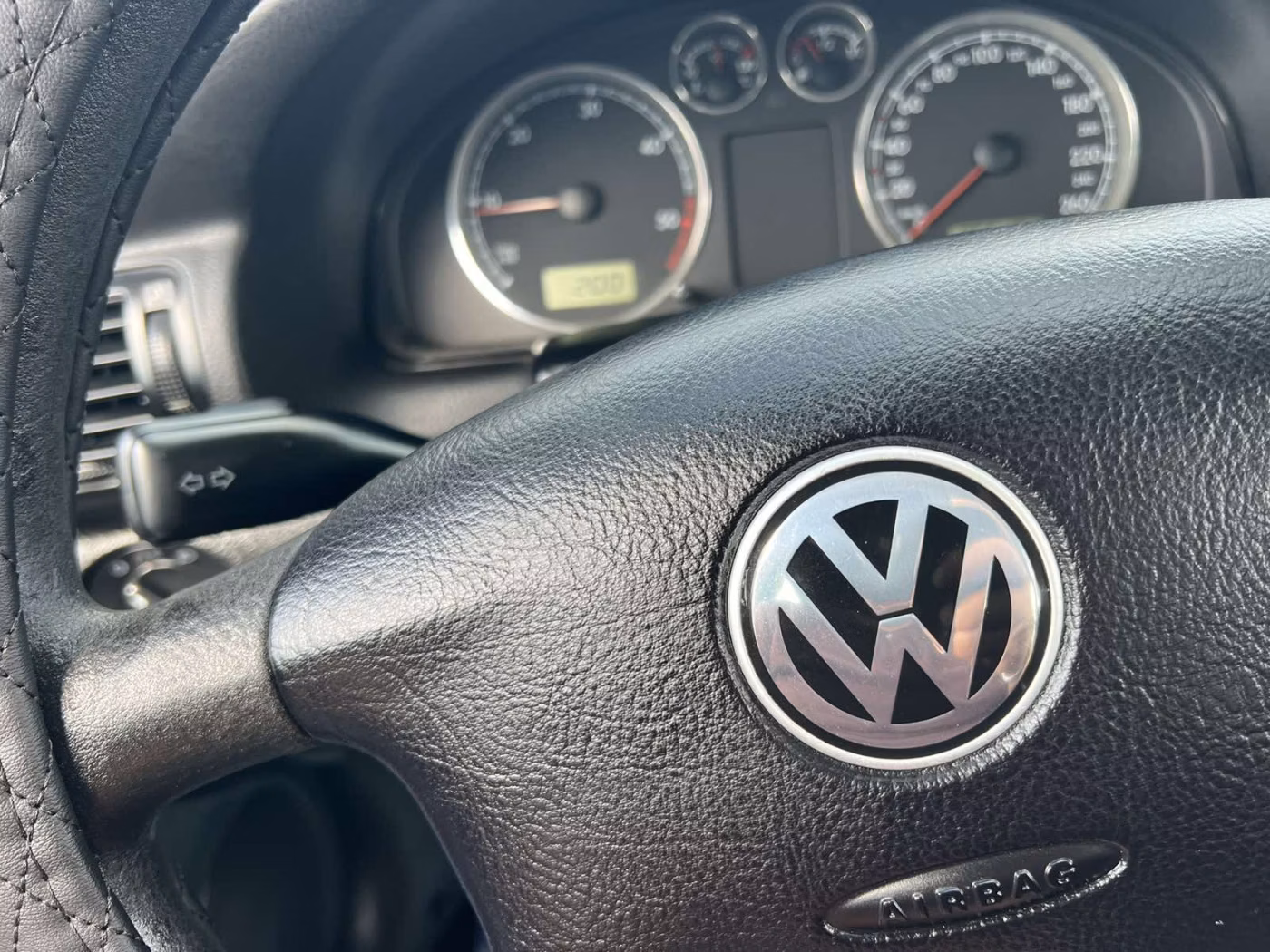 Volkswagen Passat фото 17