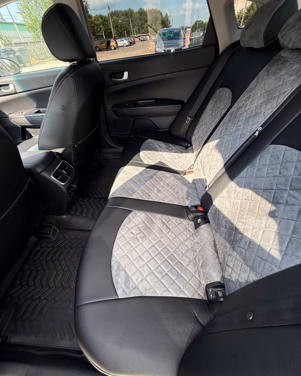 Kia Optima фото 11