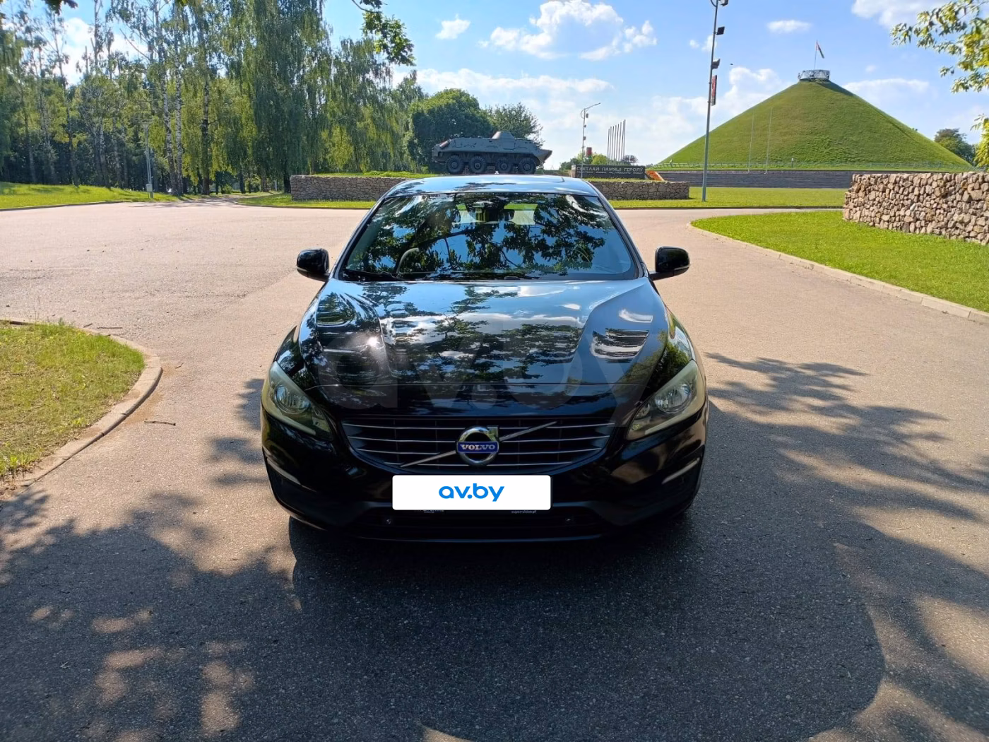 Volvo V60 фото 6