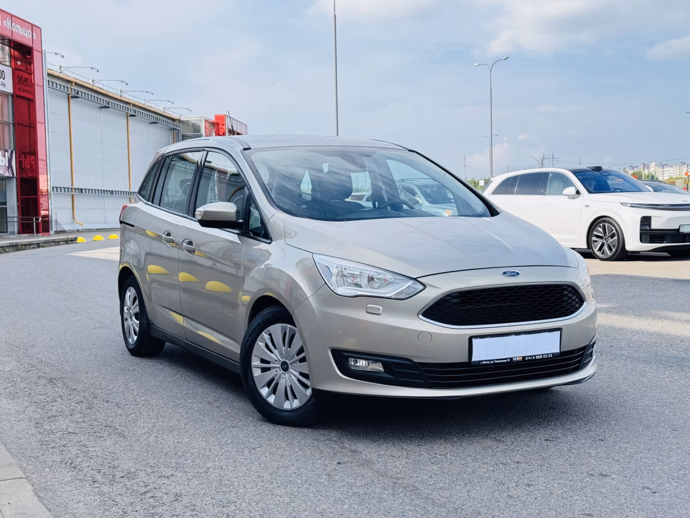 Ford Grand C-Max фото 3