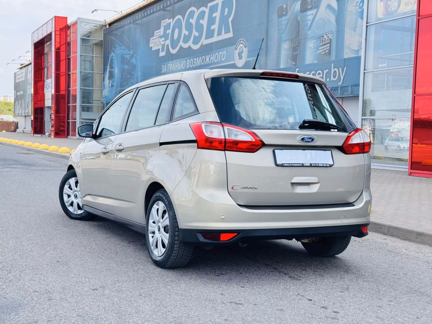 Ford Grand C-Max фото 4