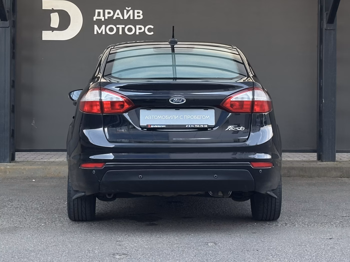 Ford Fiesta фото 6