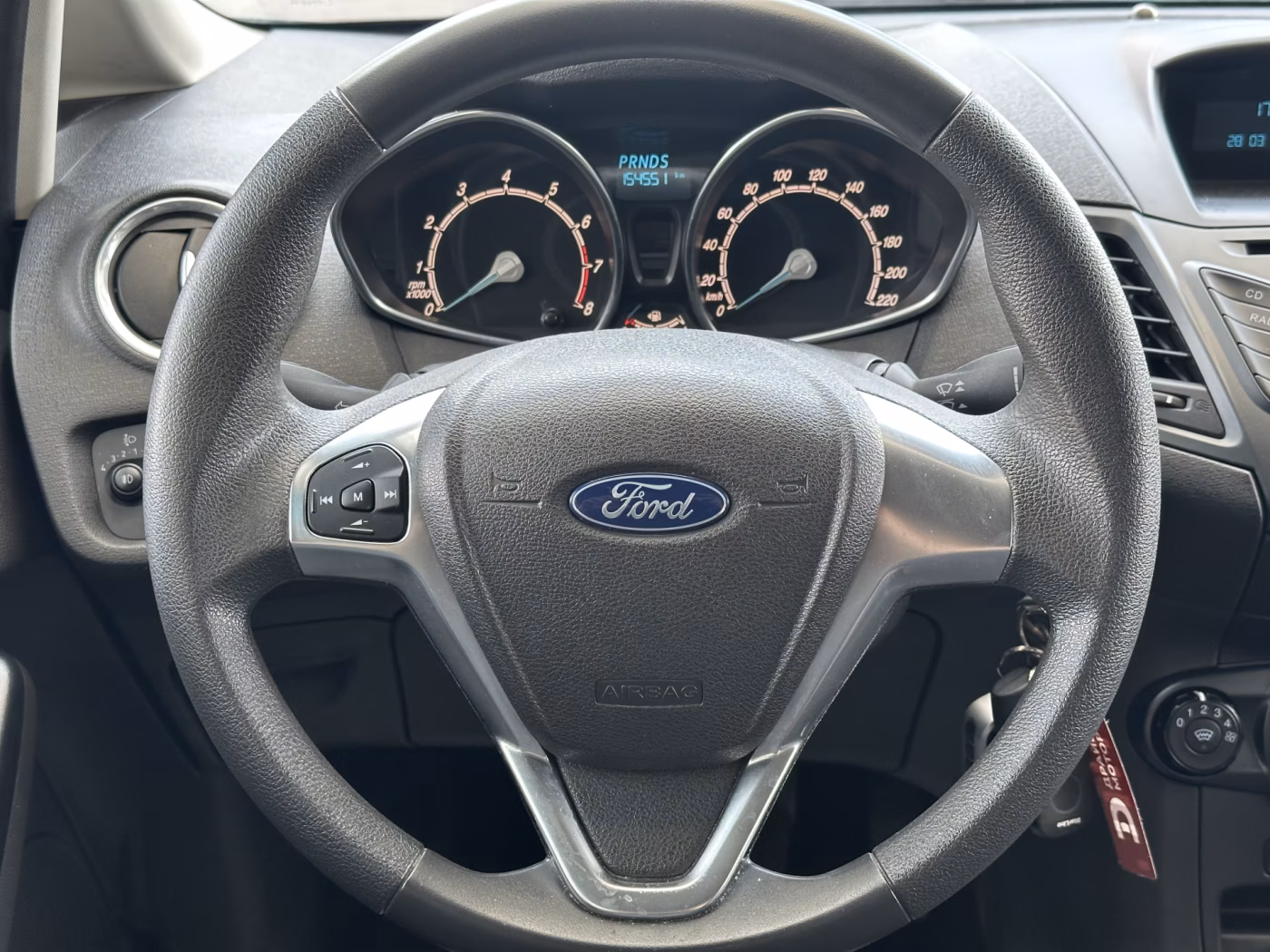 Ford Fiesta фото 10