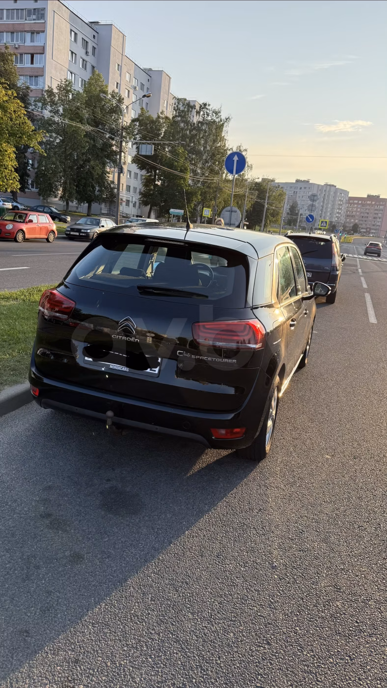 Citroen C4 Spacetourer фото 9