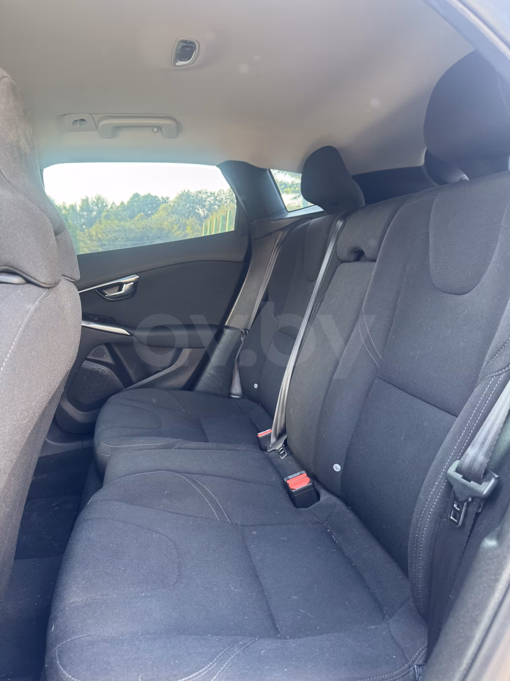 Volvo V40 фото 9