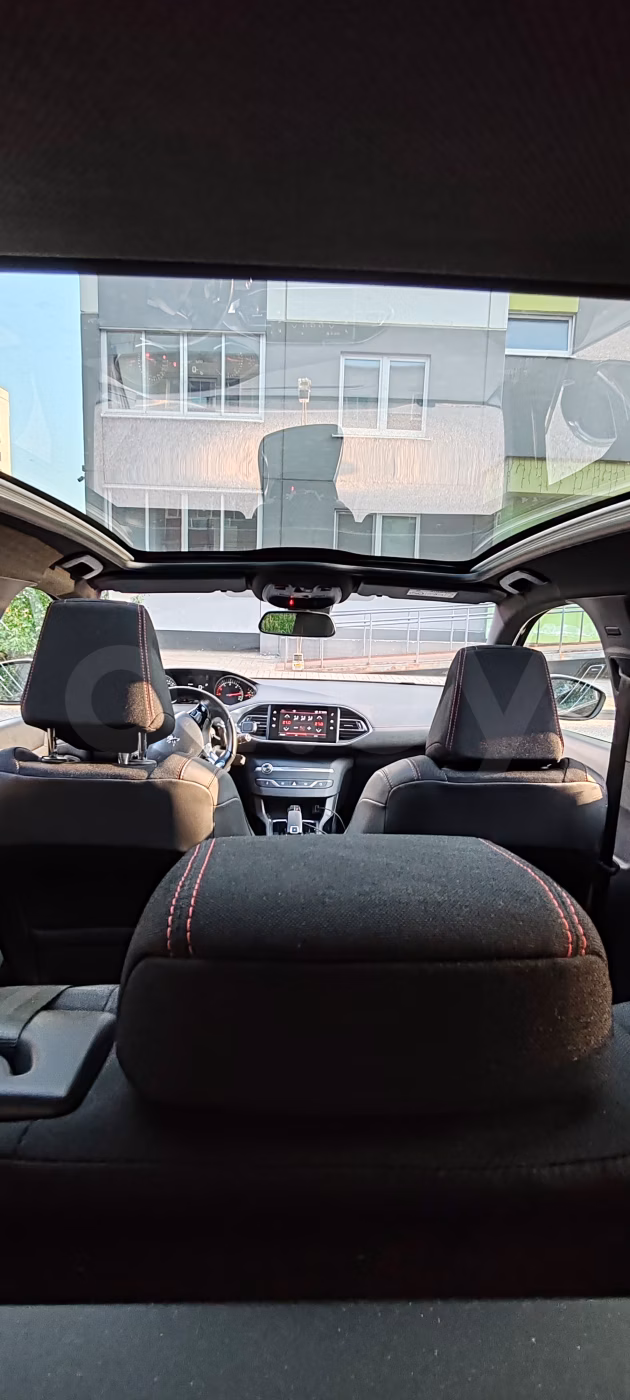 Peugeot 308 фото 2