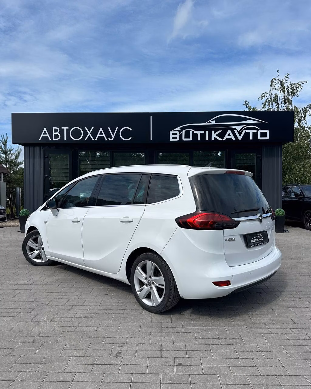 Opel Zafira фото 4