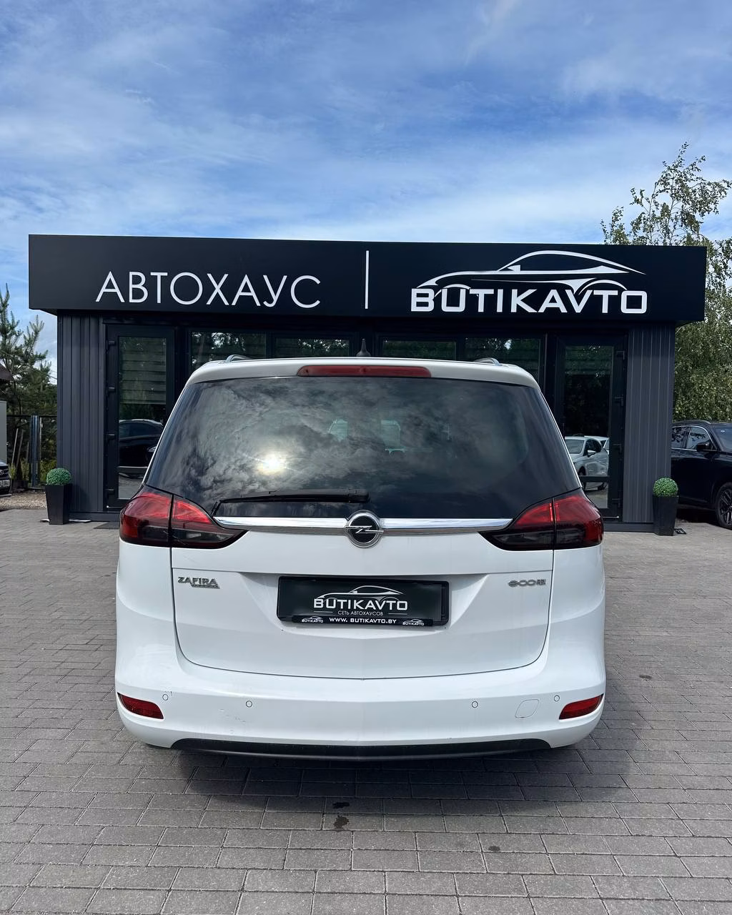 Opel Zafira фото 5