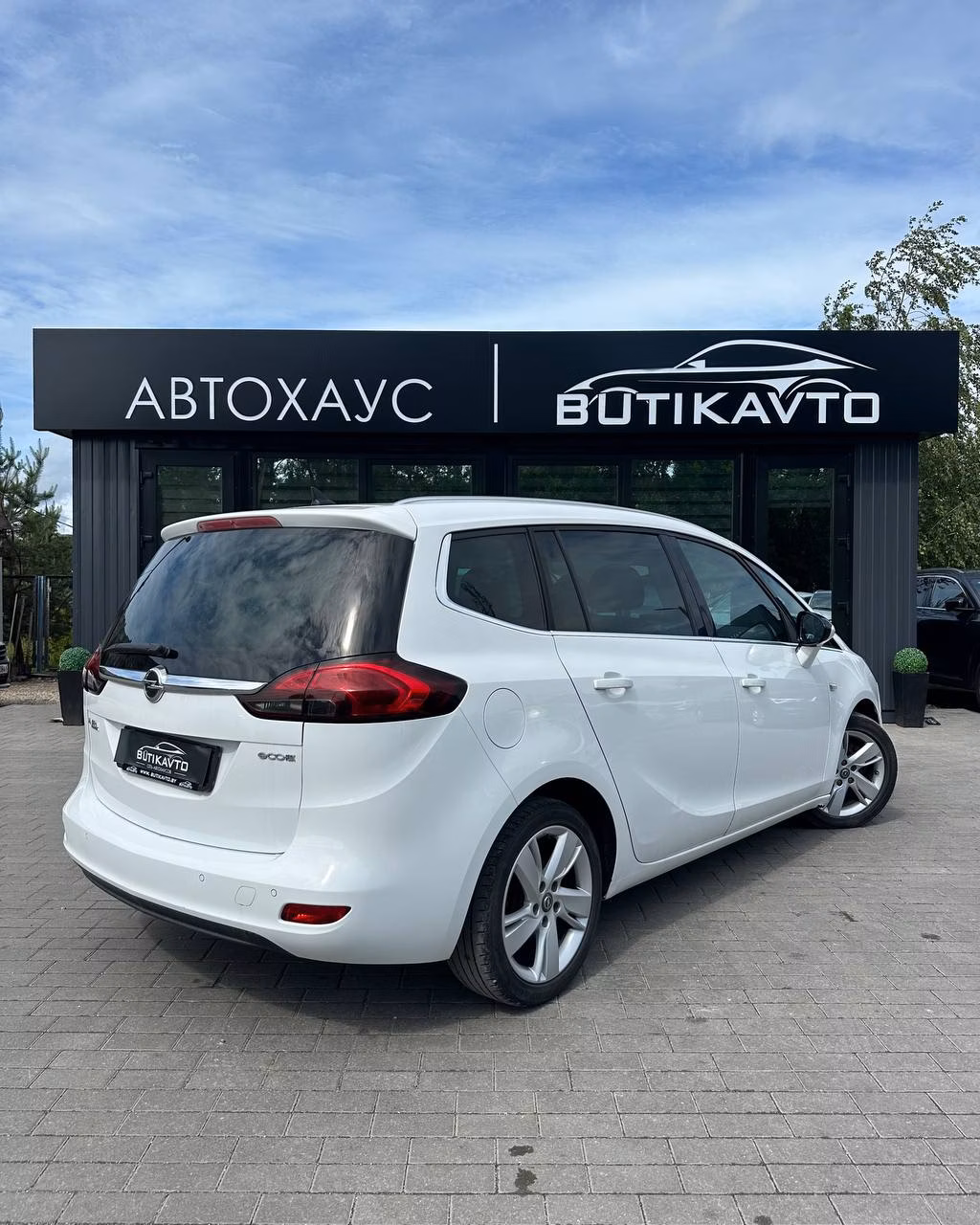 Opel Zafira фото 6