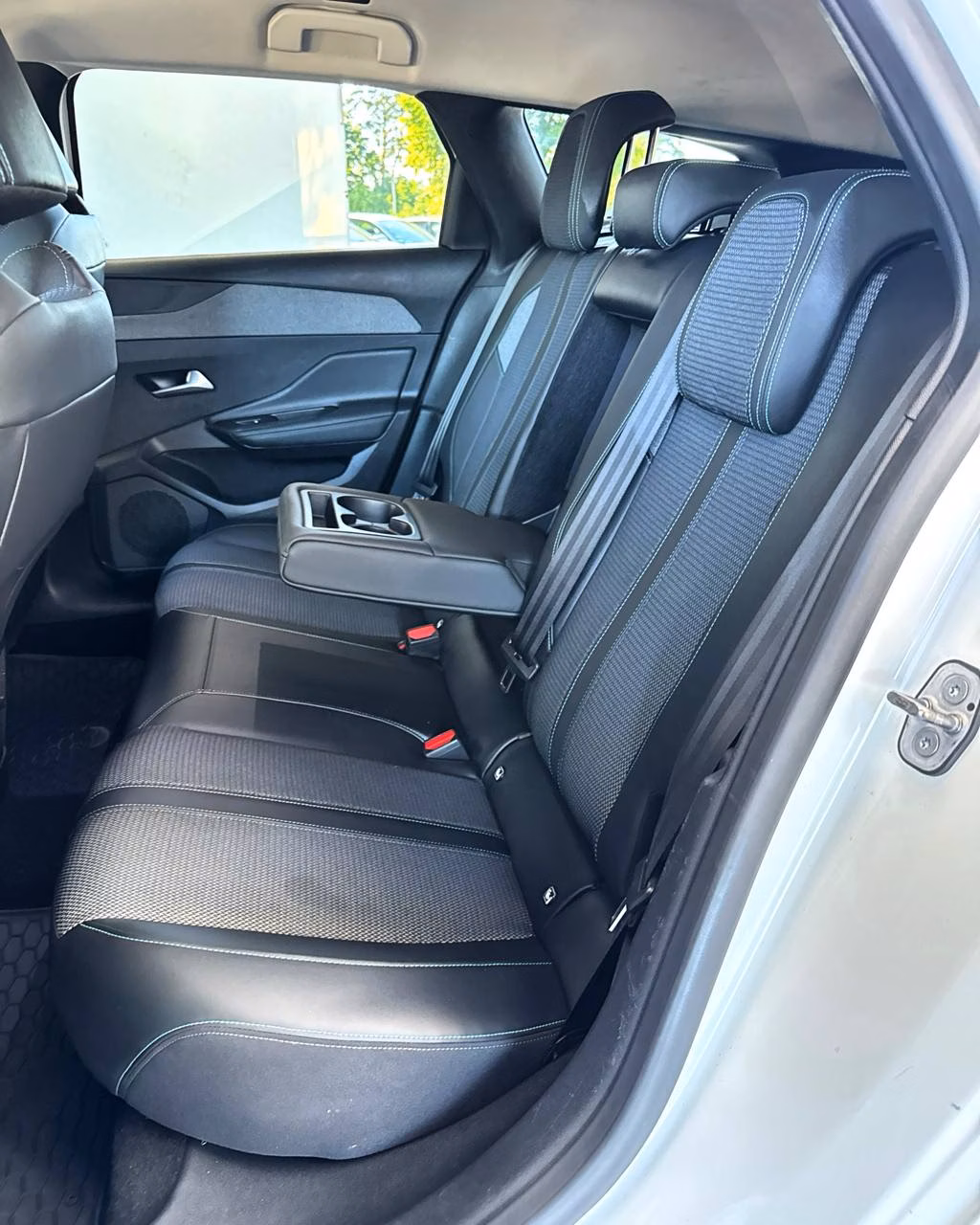 Peugeot 308 фото 14