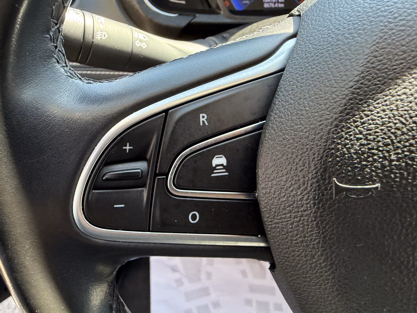 Renault Grand Scenic фото 10