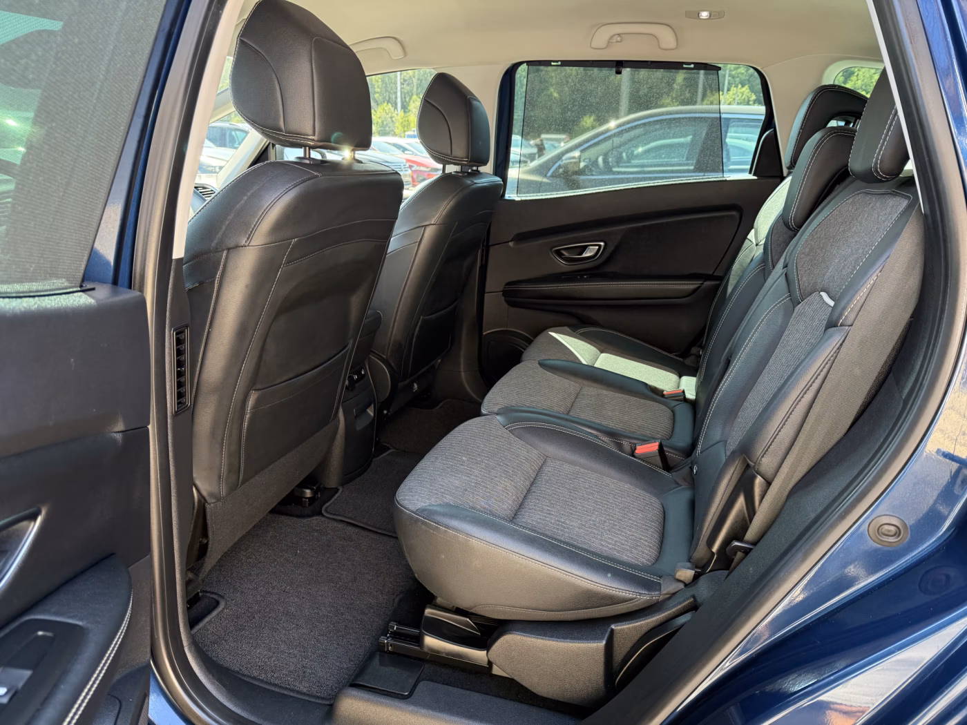 Renault Grand Scenic фото 12