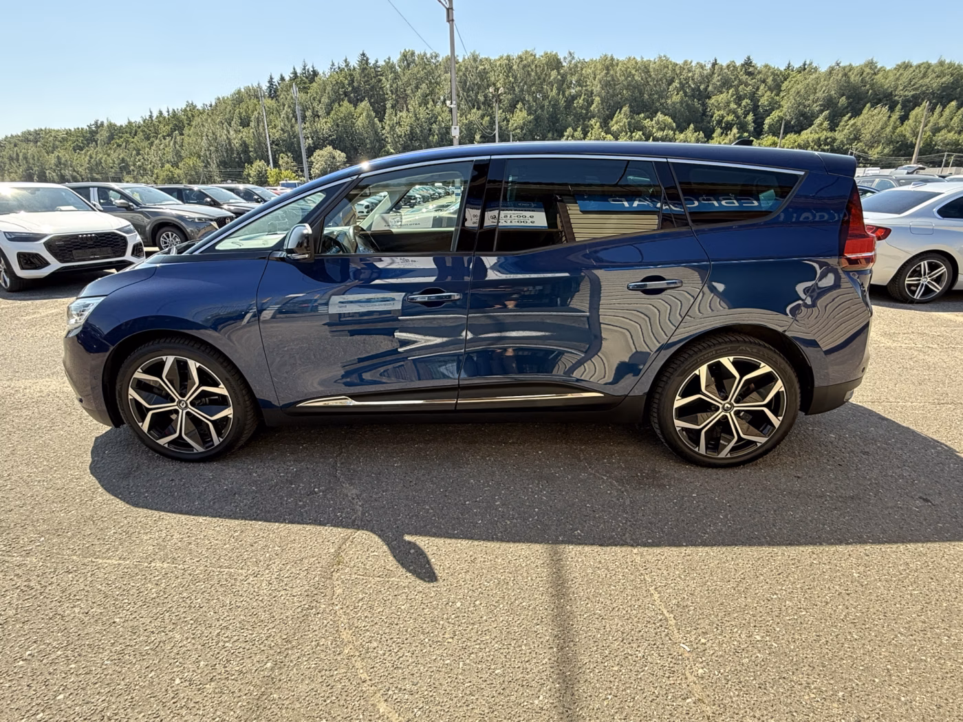 Renault Grand Scenic фото 8
