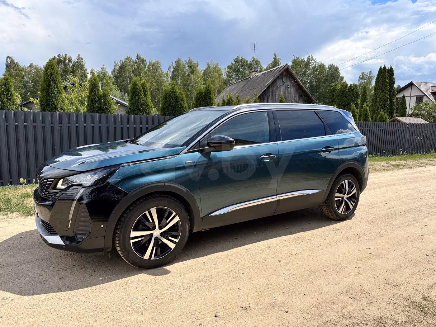 Peugeot 5008 фото 9