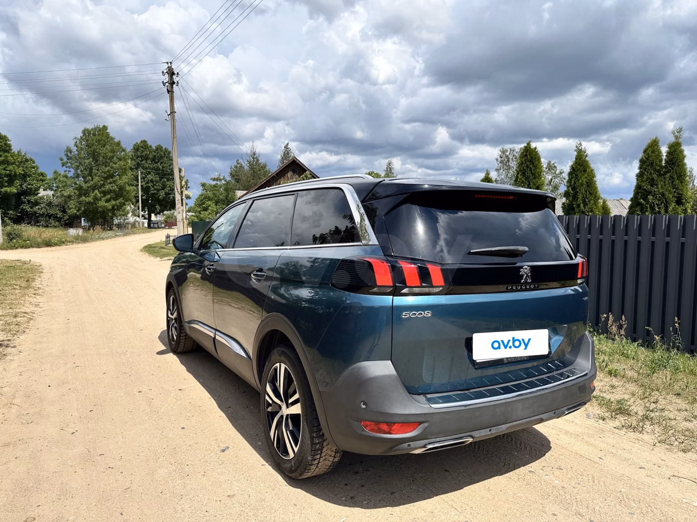 Peugeot 5008 фото 10