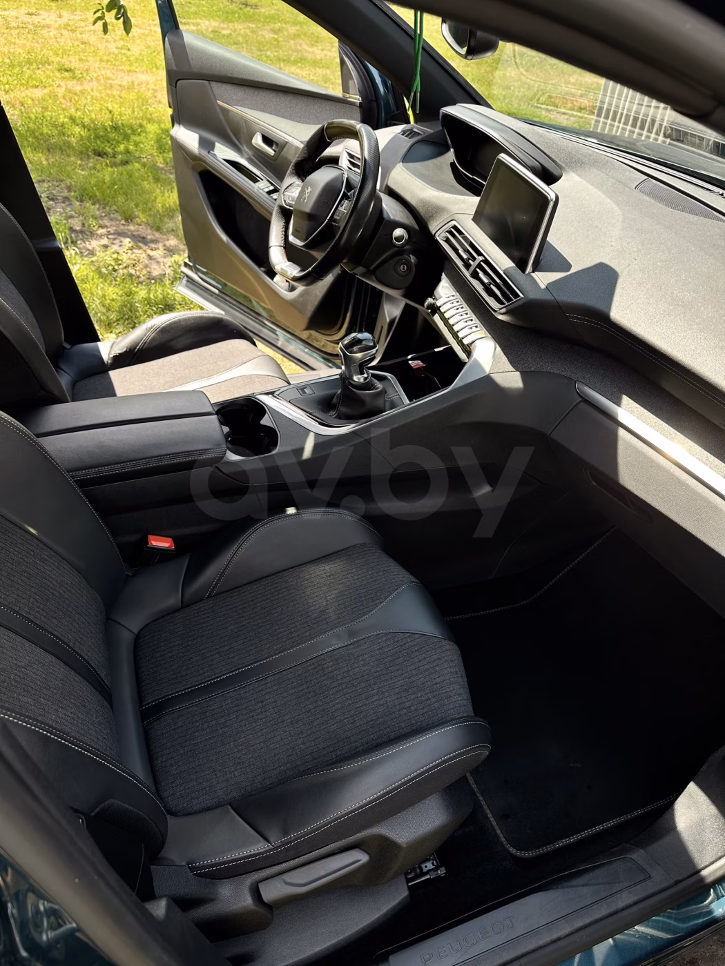 Peugeot 5008 фото 16