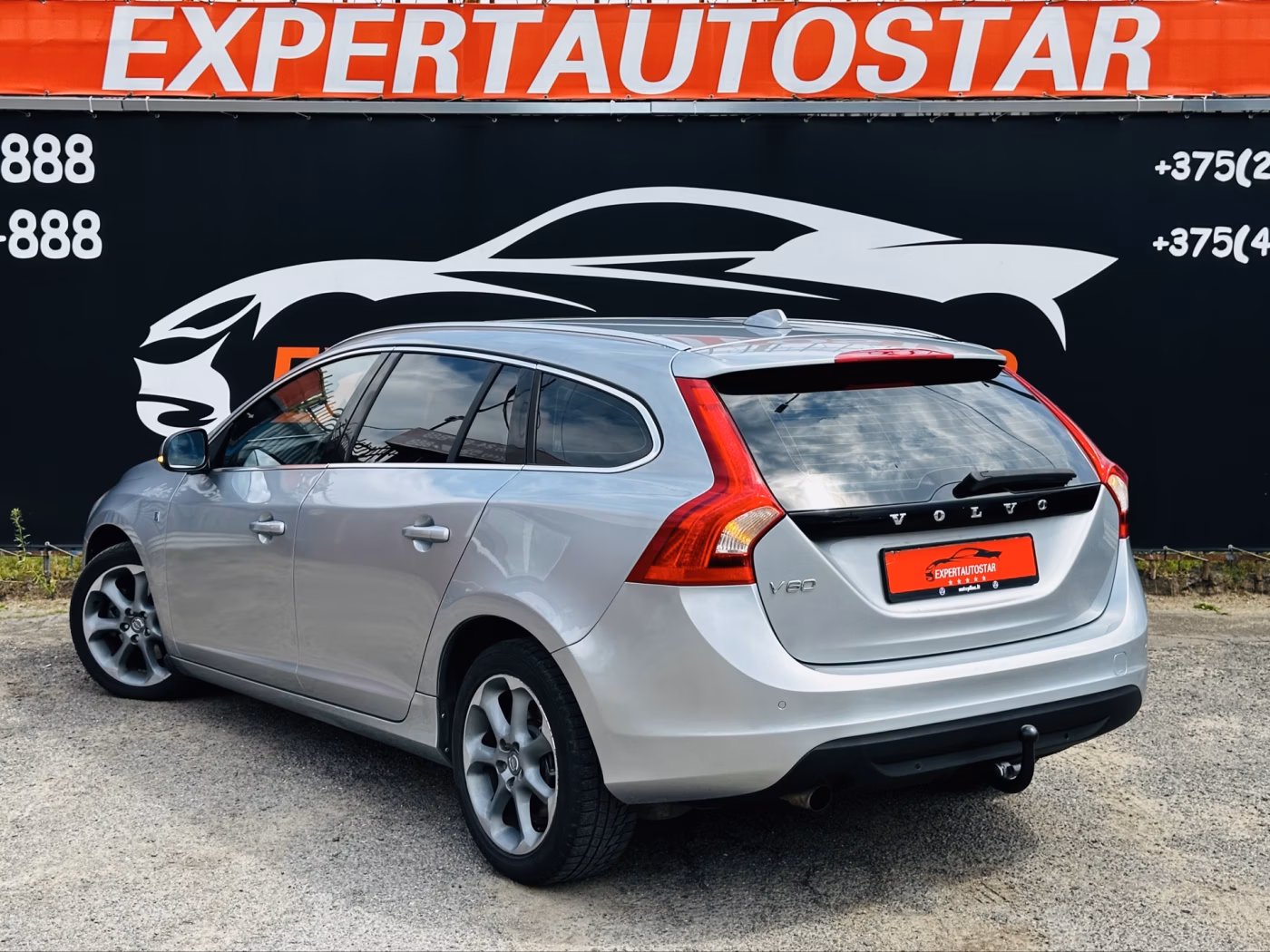 Volvo V60 фото 6