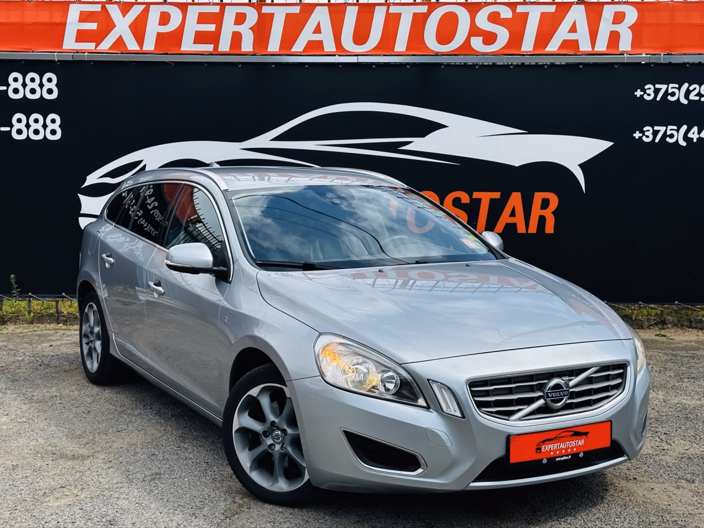 Volvo V60 фото 2