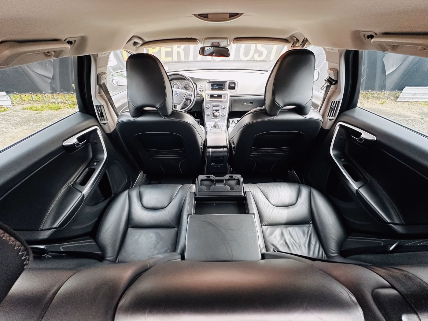 Volvo V60 фото 11