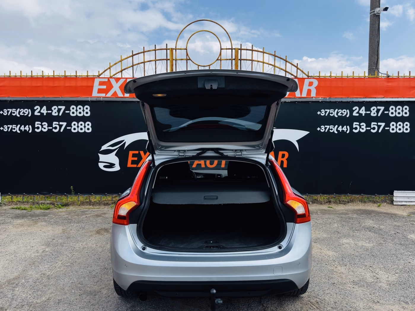 Volvo V60 фото 24