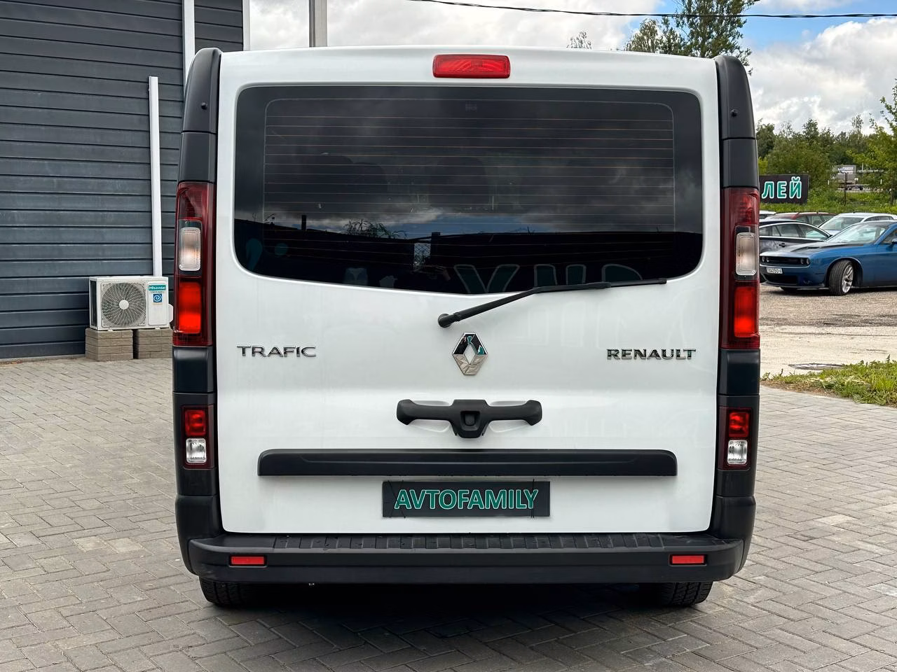 Renault Trafic фото 6