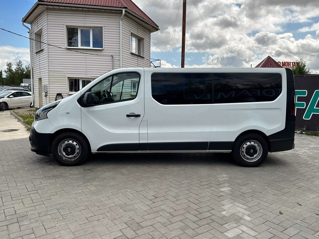 Renault Trafic фото 4