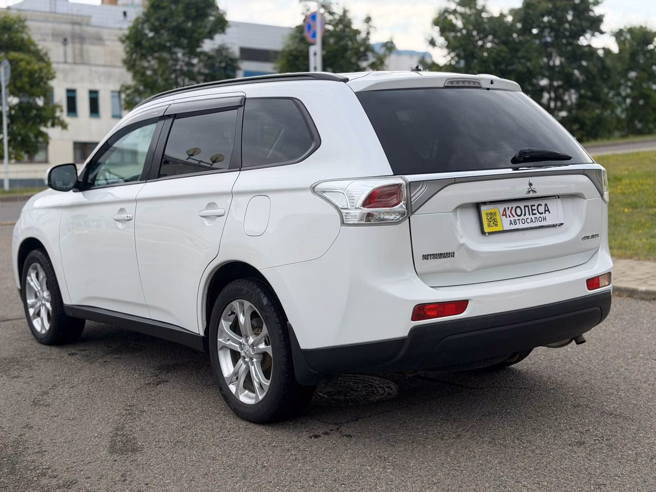 Mitsubishi Outlander фото 6